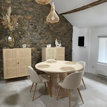 Au Temps Suspendu Марш-ан-Фаменн