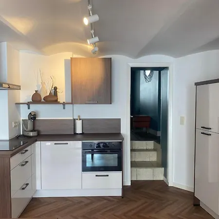 Au Temps Suspendu * Марш-ан-Фаменн